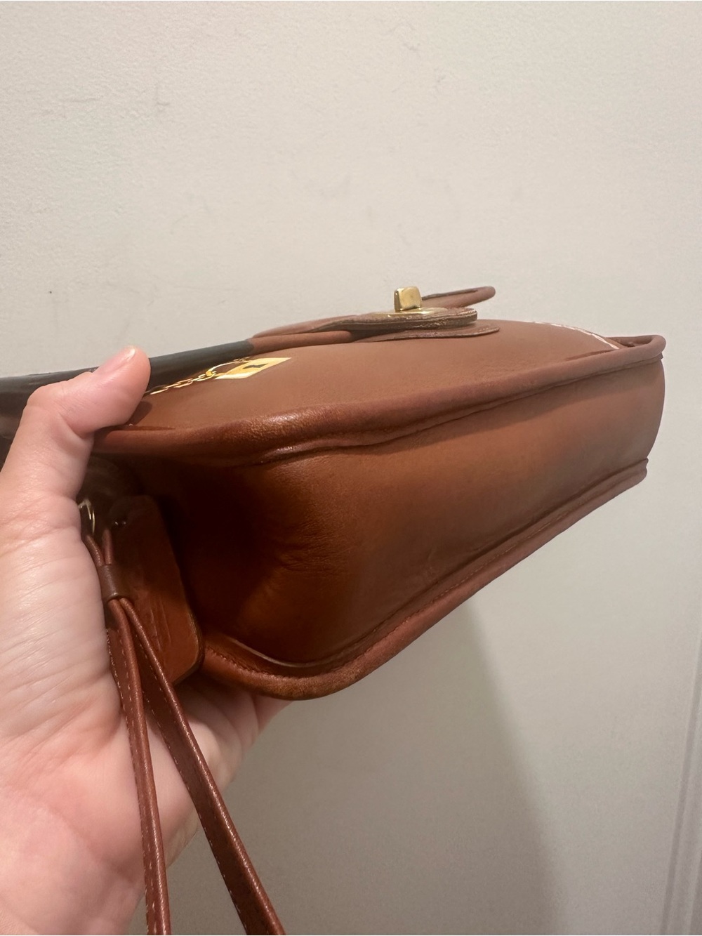Vintage coach British tan clutch - Picture 7 of 12